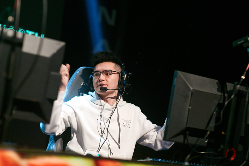 时移世易难撼本心sccc生涯中的身份转变